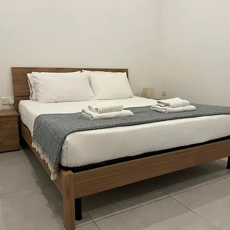 Cosy Corner Apartment Il-Furjana